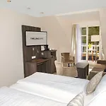 Twilling Hotel 3*
