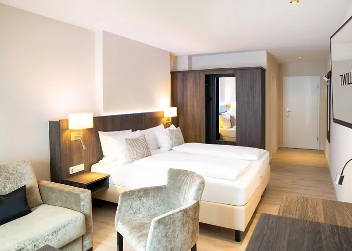 ホテル Twilling 3*